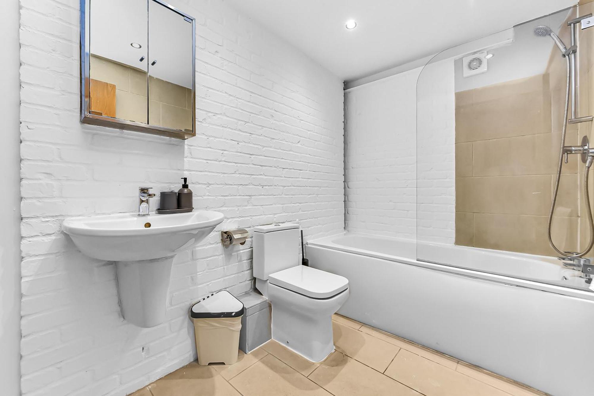 Stylish 2-bed In Londra